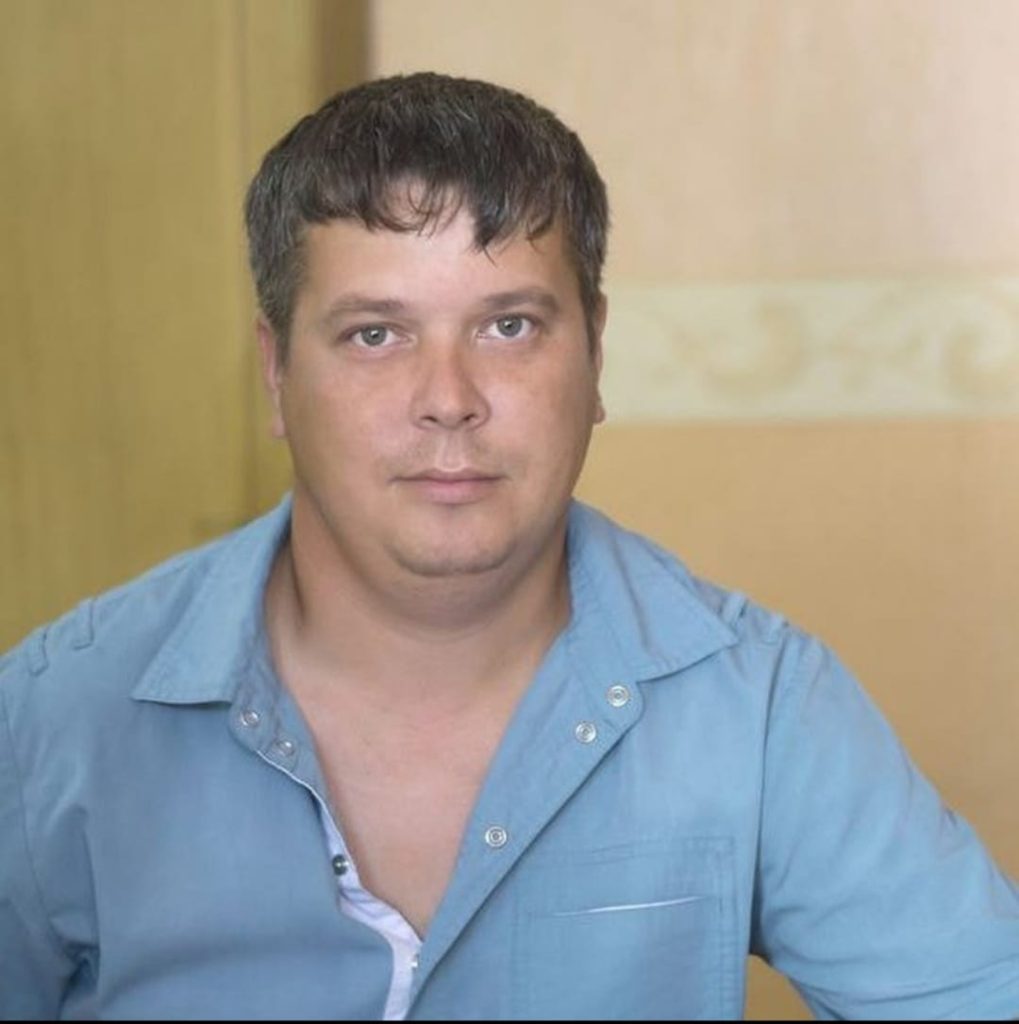 Свиридов Сергей Александрович, специалист по массажу.